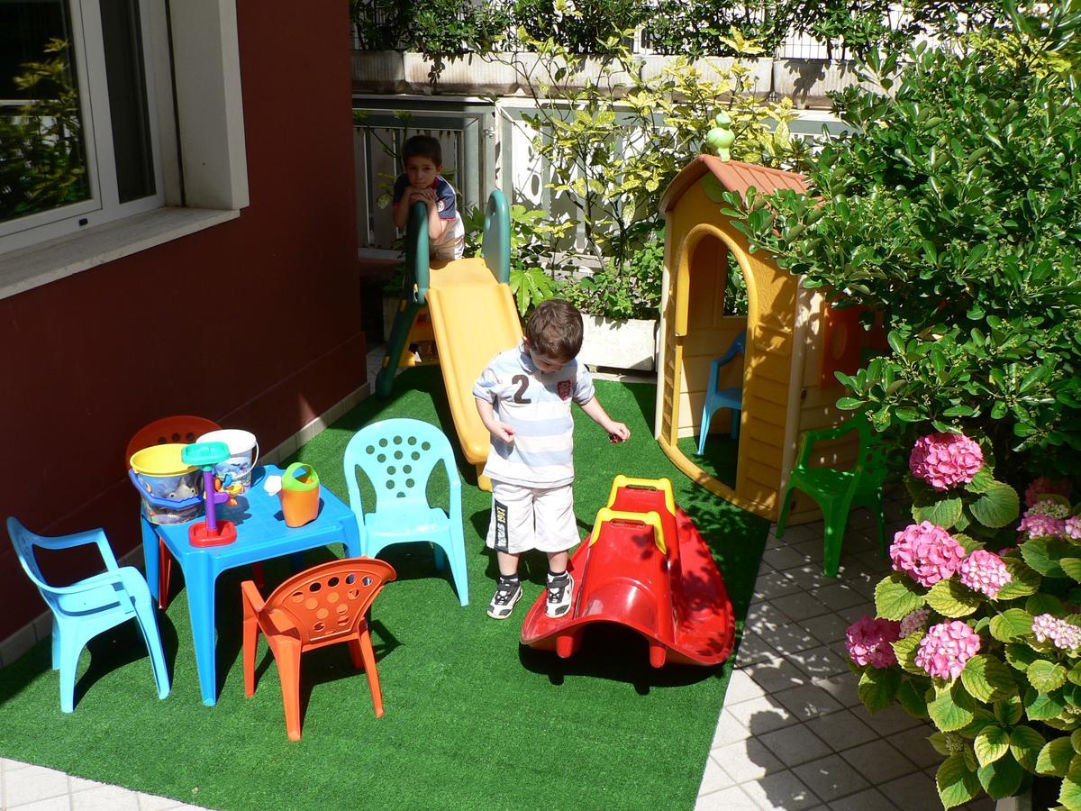Hotel Della Motta Bellaria-Igea Marina Eksteriør bilde