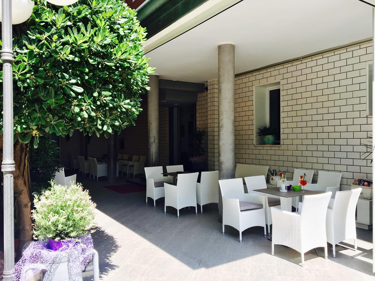 Hotel Della Motta Bellaria-Igea Marina Eksteriør bilde